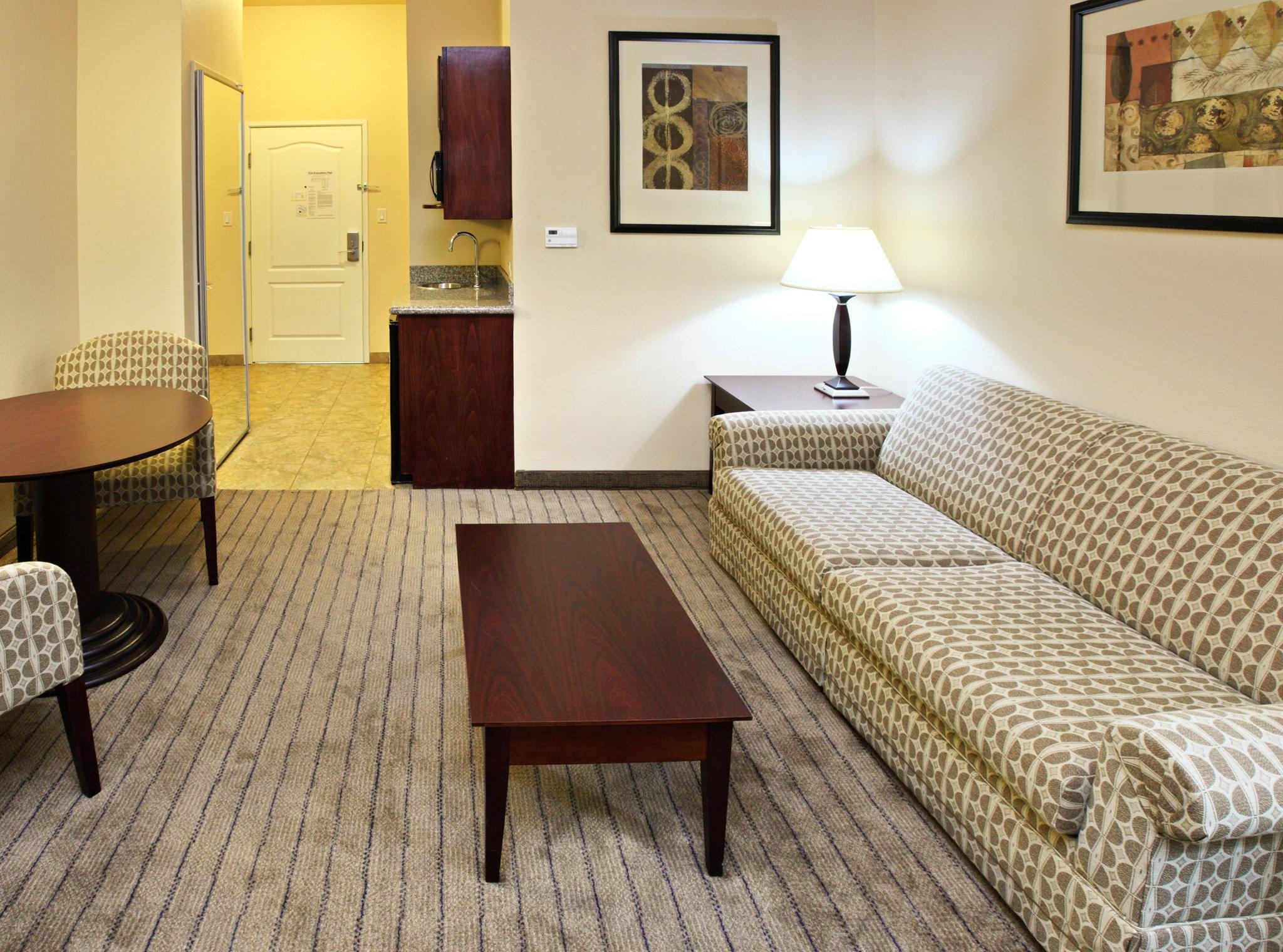 Holiday Inn Express Hotel & Suites Marshall By Ihg Buitenkant foto