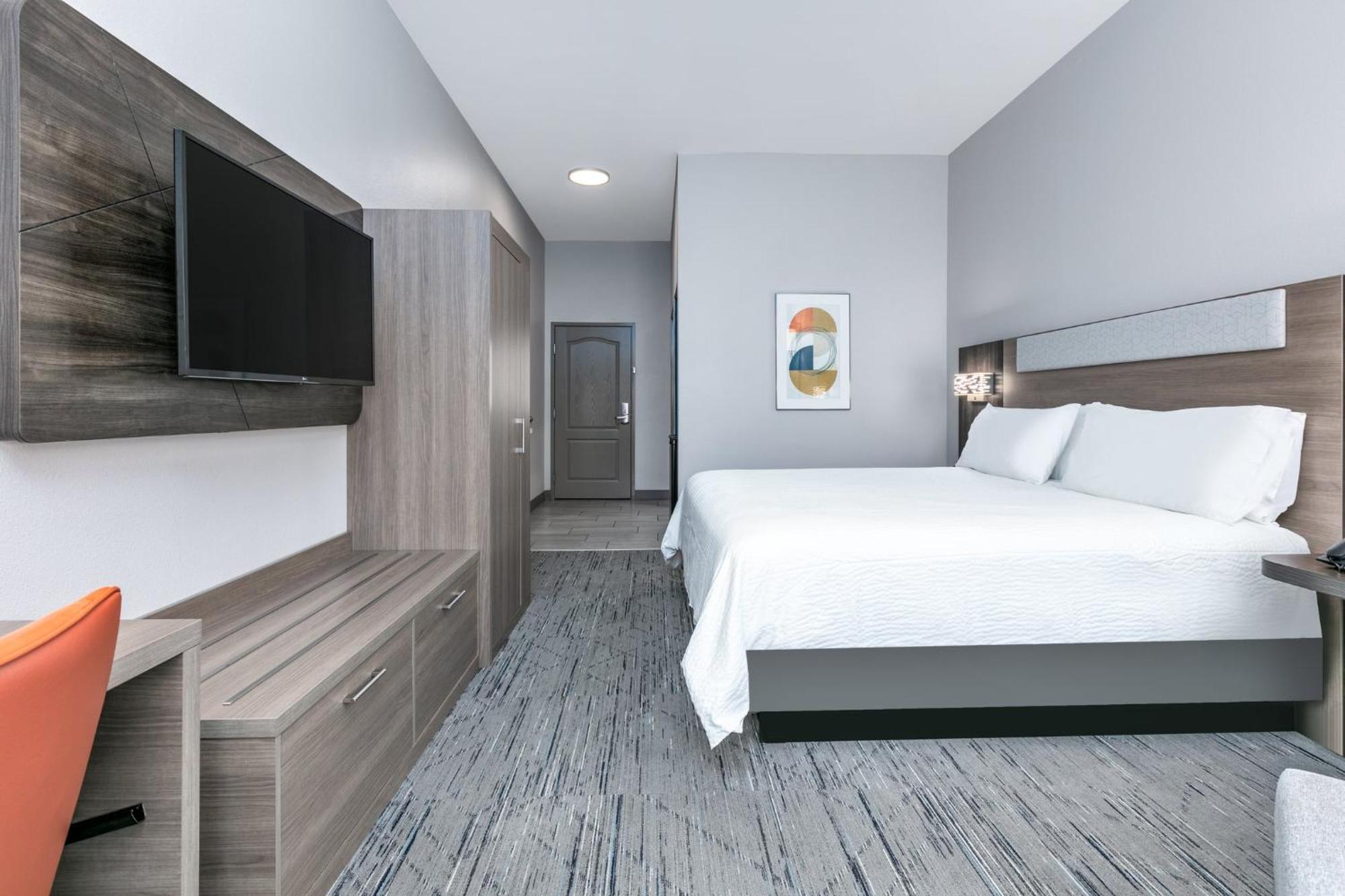Holiday Inn Express Hotel & Suites Marshall By Ihg Buitenkant foto