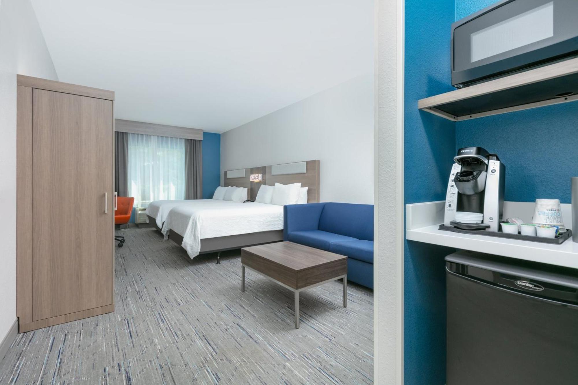 Holiday Inn Express Hotel & Suites Marshall By Ihg Buitenkant foto